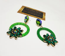 Load image into Gallery viewer, Ladies big statement earrings